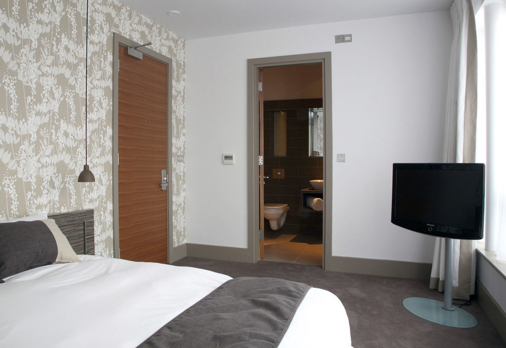 Hotel Bosco Kingston upon Thames  Zimmer foto